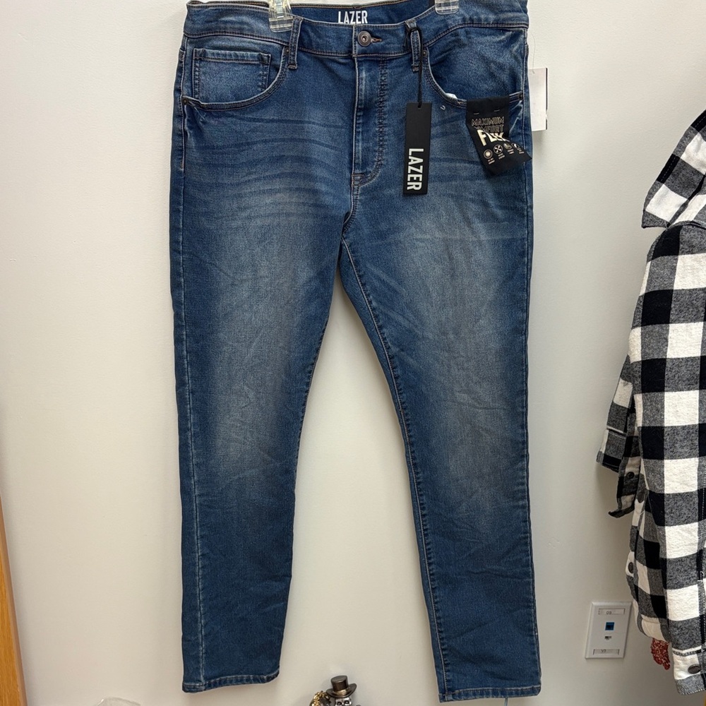 Lazer Men’s Skinny Jeans in Washed Blue